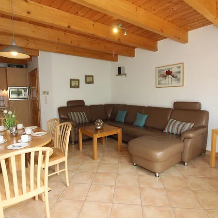 Seepark Burhave 12 *